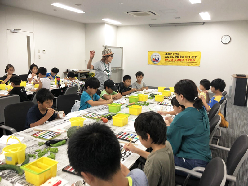 子供夏休み野外笑手紙教室の様子